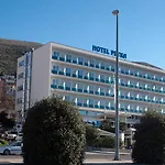 Petka Hotel 3*
