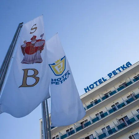 Petka Hotel 3*