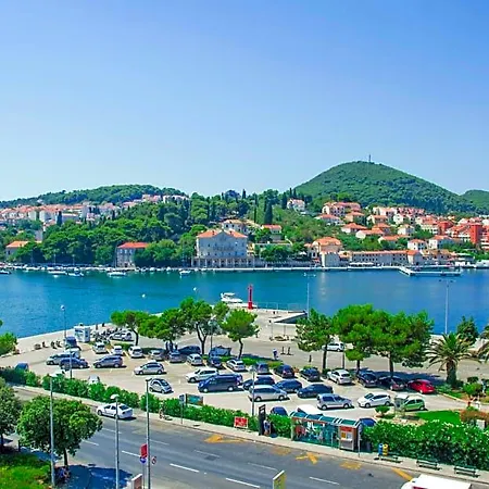 Hotel Petka 3*