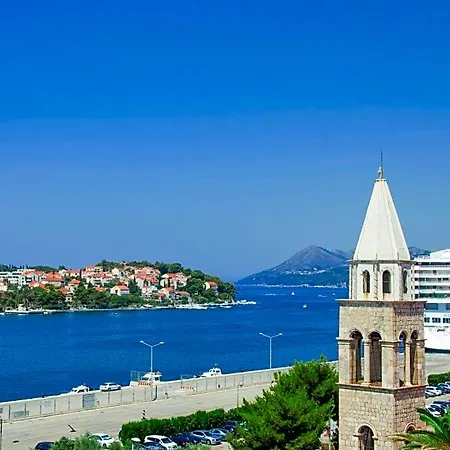 Hotel Petka 3*