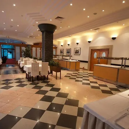 Hotel Petka 3*