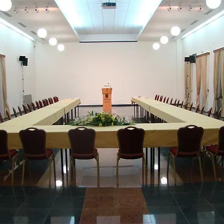 Hotel Petka 3*
